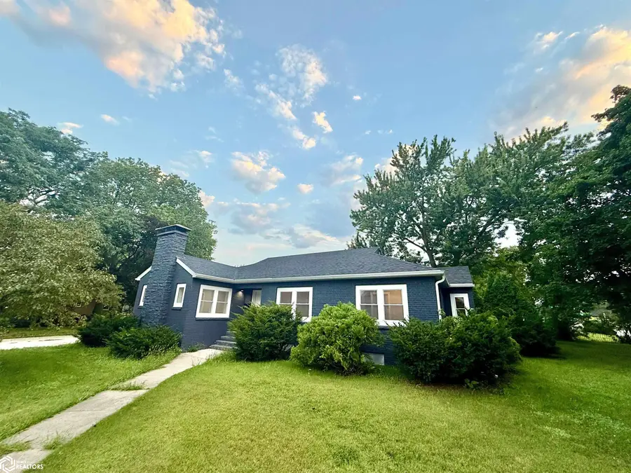 300 Edgewood Avenue, Jefferson, IA 50129 - #3