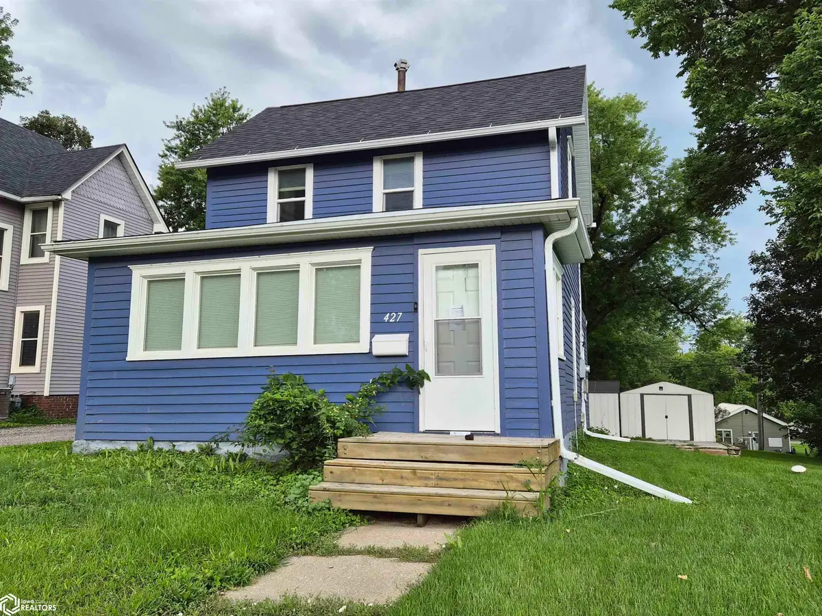 427 West Street, Grinnell, IA 50112 - #1