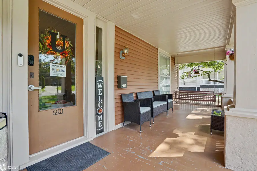 901 S Main Street, Fairfield, IA 52556 - #3