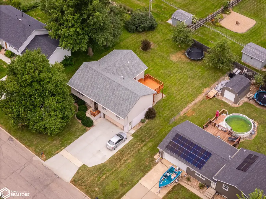 702 Newcastle Road, Marshalltown, IA 50158 - #3
