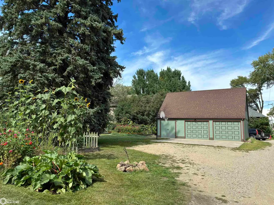 214 N 3rd Street, Clear Lake, IA 50428 - #2