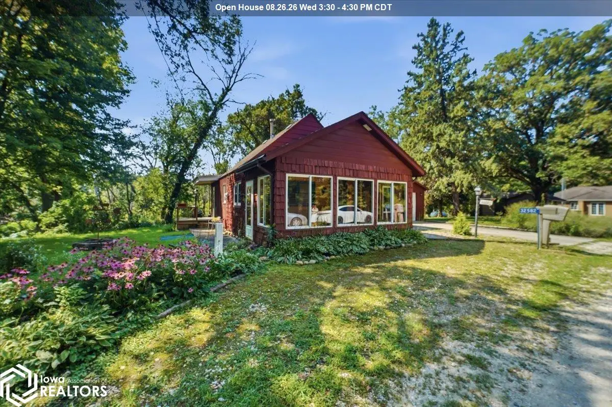 32582 232nd Street, Eldora, IA 50627 - #1
