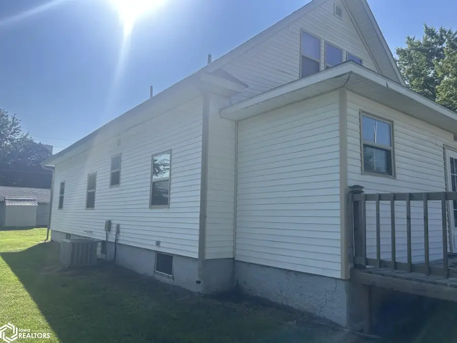 506 N Cadwell, Eagle Grove, IA 50533 - #2