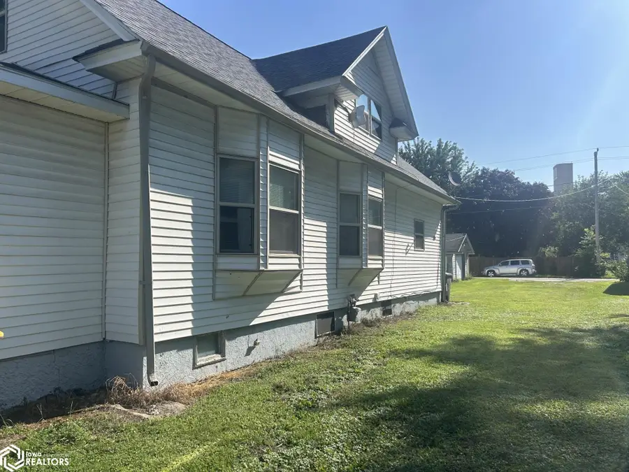 506 N Cadwell, Eagle Grove, IA 50533 - #3