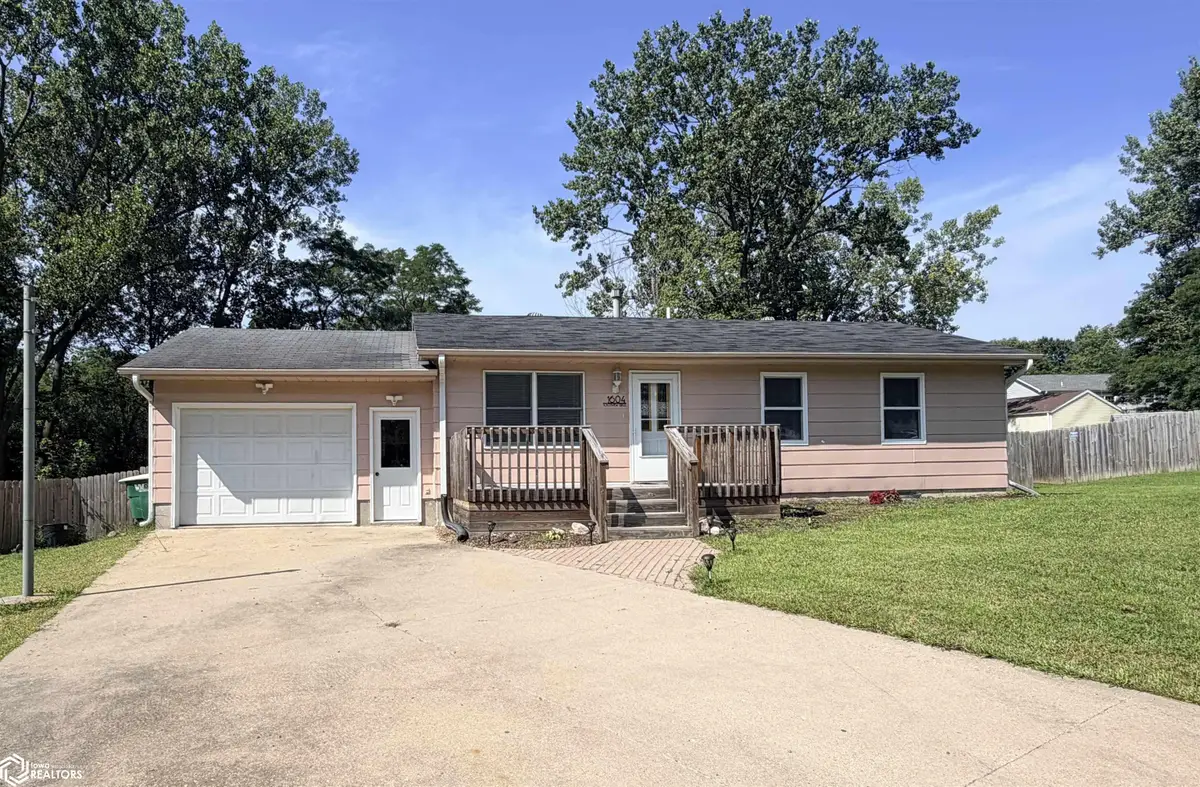1604 Southview Circle, Fairfield, IA 52556 - #1