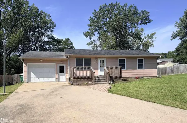 1604 Southview Circle, Fairfield, IA 52556