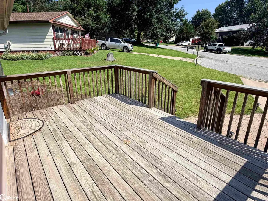1604 Southview Circle, Fairfield, IA 52556 - #3