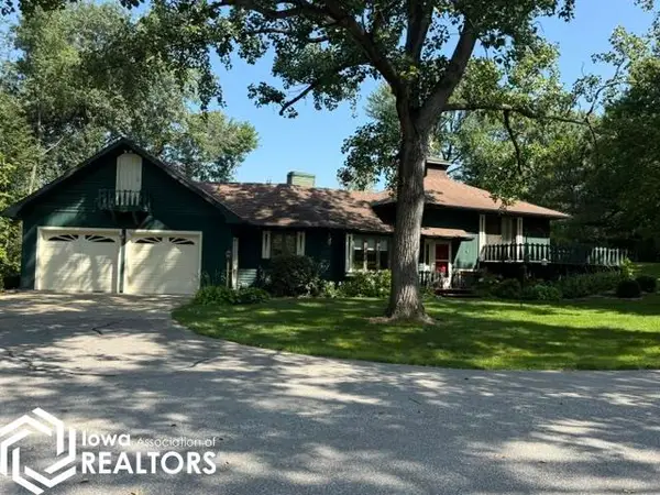 5007 Oak Lane, Mount Pleasant, IA 52641