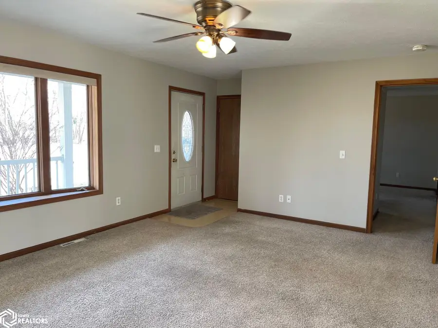 1723 Hobart Street, Grinnell, IA 50112 - #3