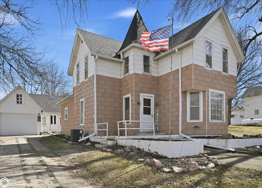 307 Oak Avenue, Charter Oak, IA 51439 - #3