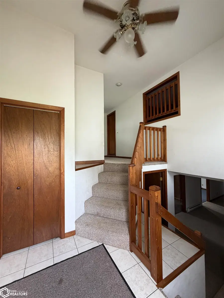 210 Shady Lane, West Burlington, IA 52655 - #2