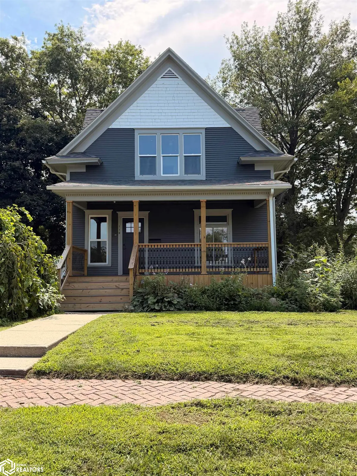 110 W Valley Avenue, Shenandoah, IA 51601 - #1