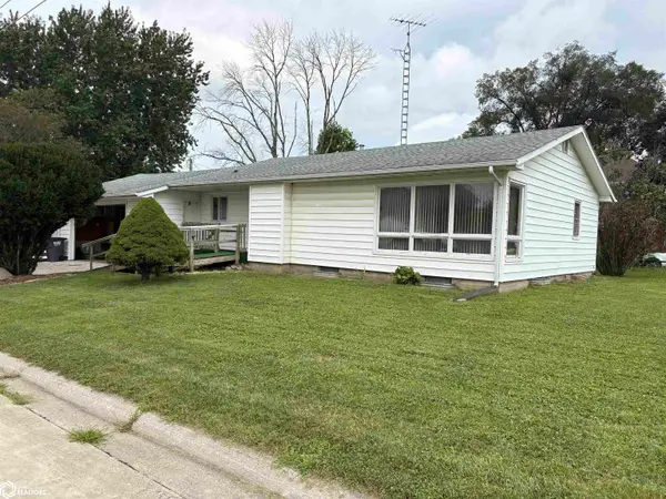 1504 9th Avenue, Eldora, IA 50627