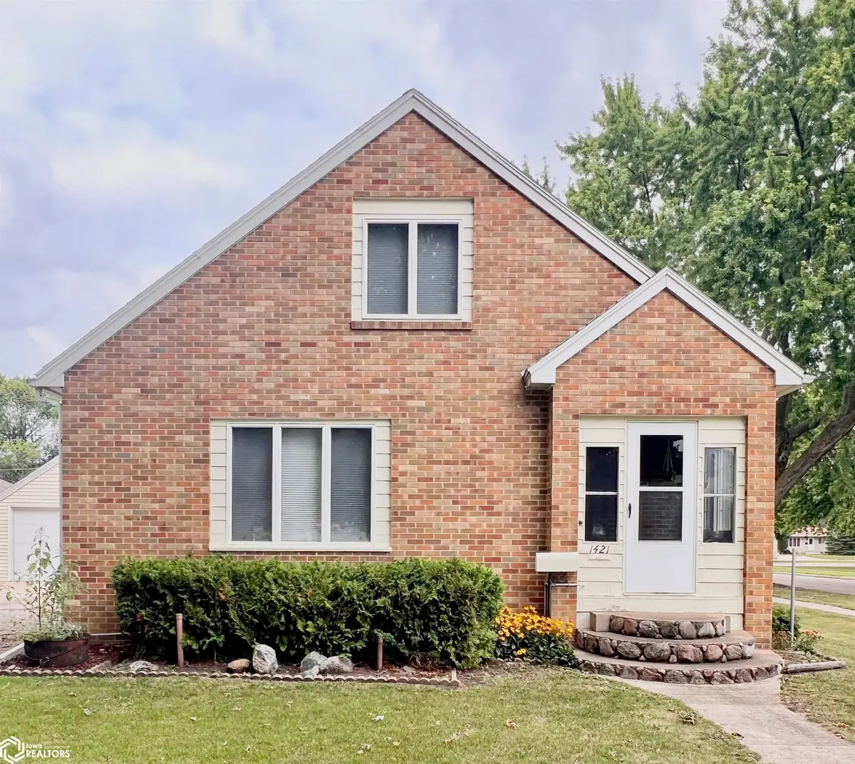 1421 E State Street, Algona, IA 50511 - #1