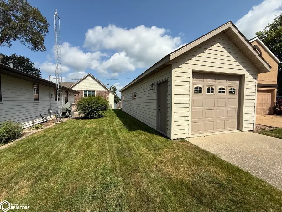 15429 Bayside Avenue, Clear Lake, IA 50428 - #3