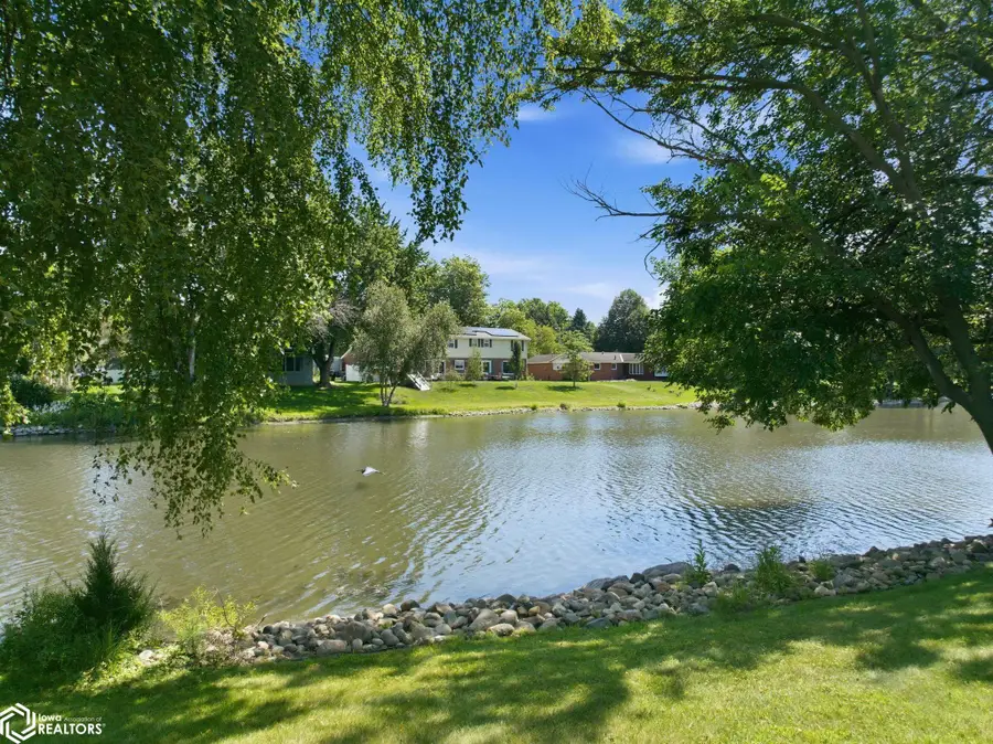 173 Parkridge Drive, Mason City, IA 50401 - #2