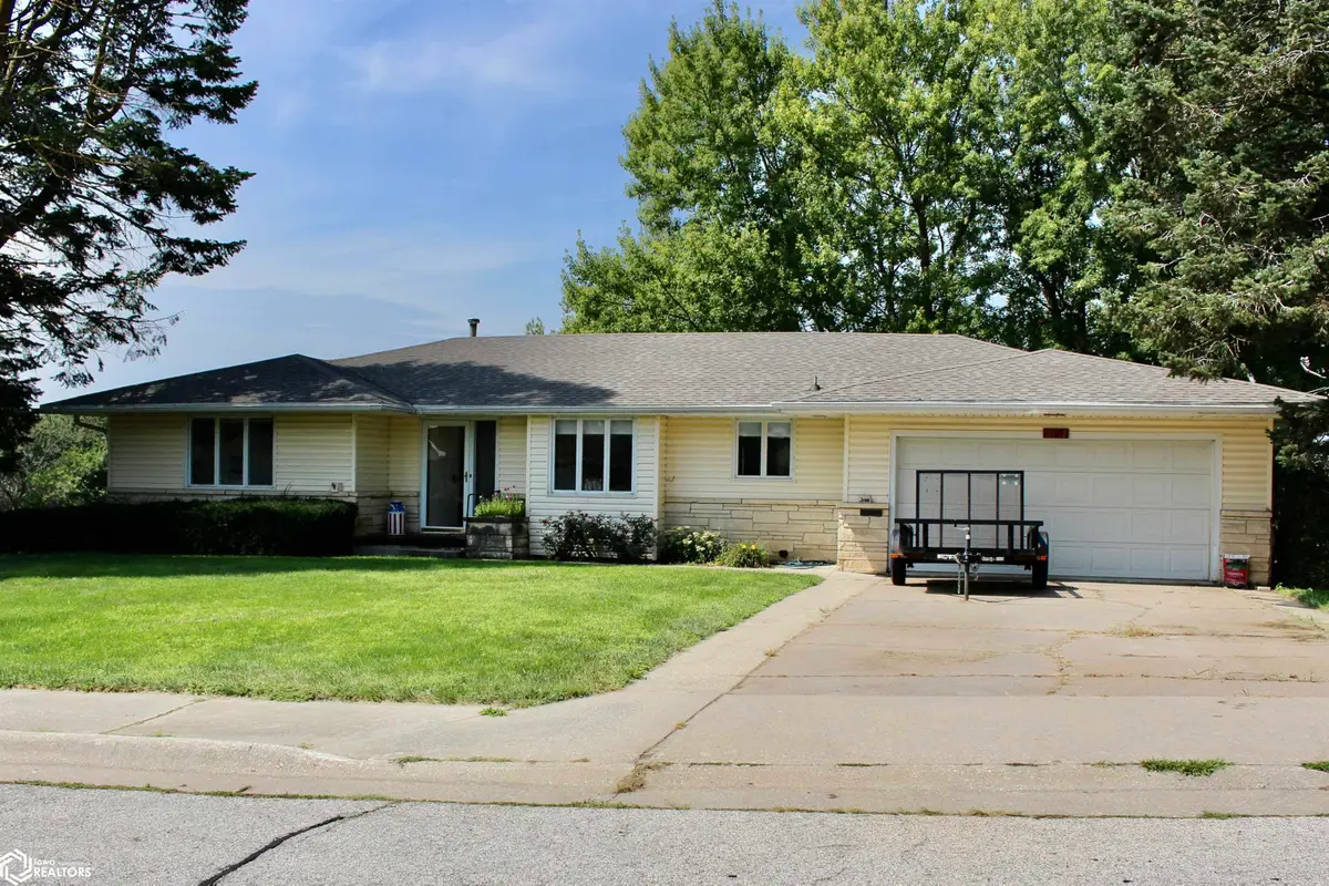 1801 Bryn Mawr Circle, Atlantic, IA 50022 - #1