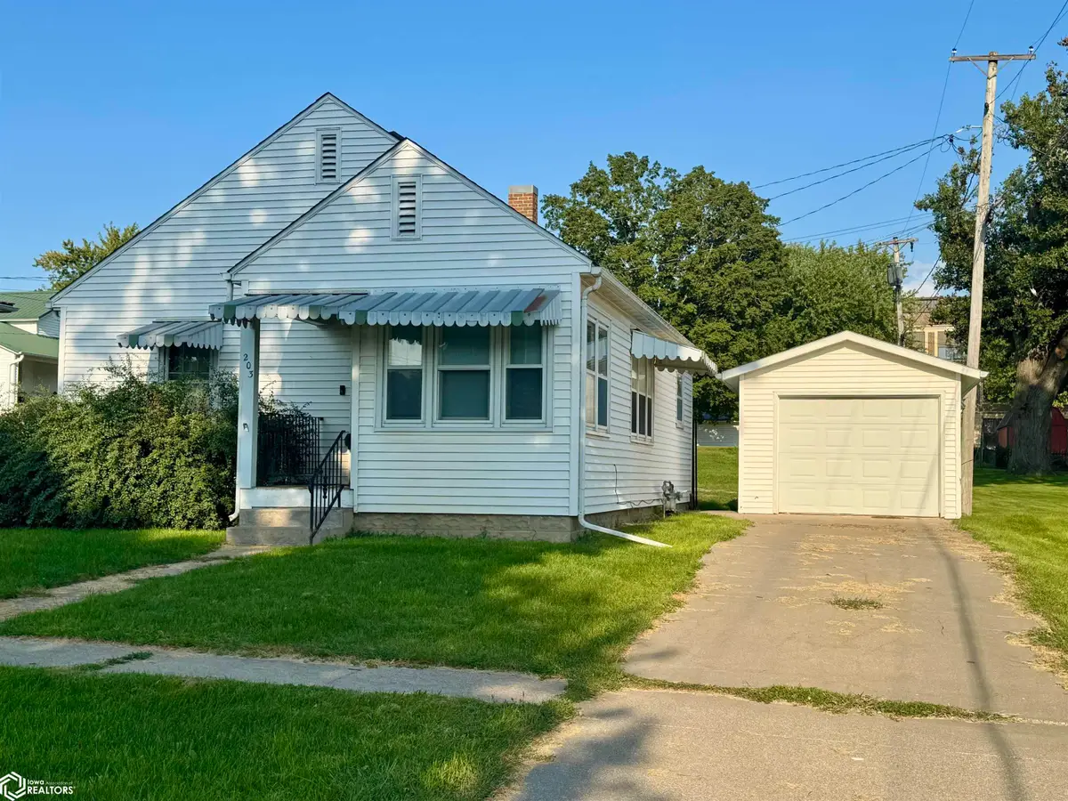 203 S Church Street, Toledo, IA 52342 - #1