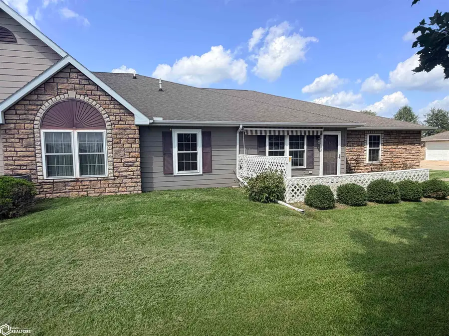 204 Southgate Circle #C, Fairfield, IA 52556 - #2