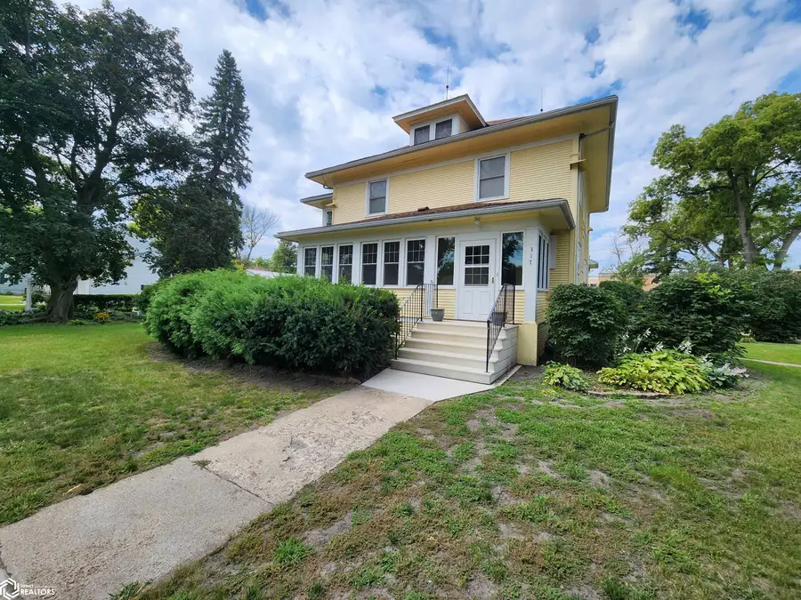 317 N Main Street, Buffalo Center, IA 50424 - #2