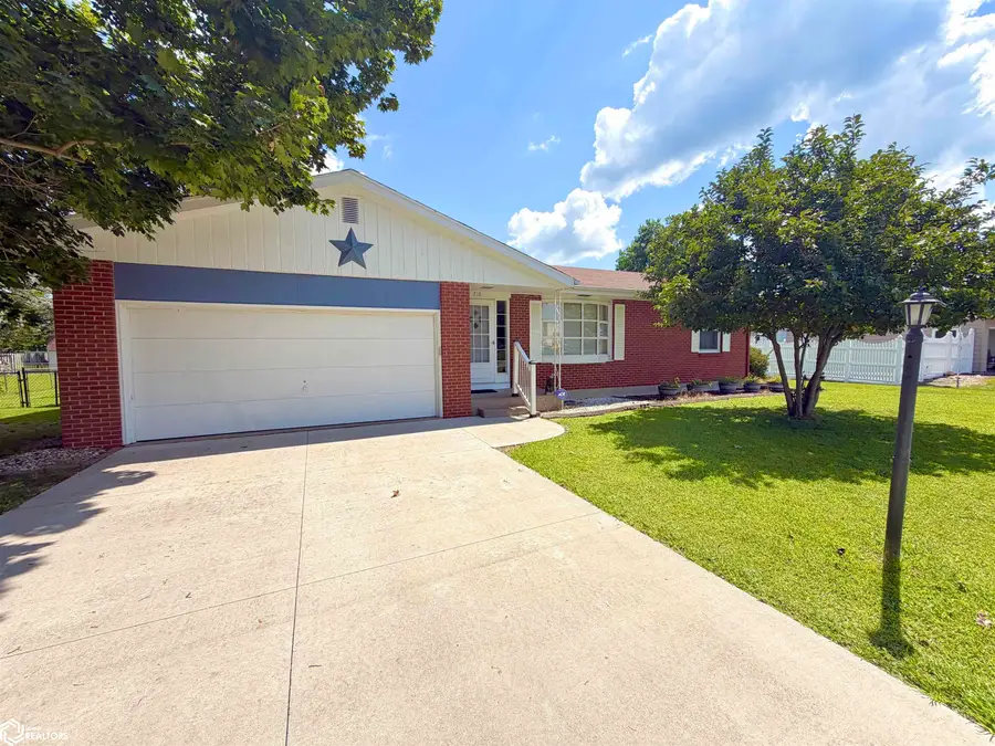 710 Ramsey St., West Burlington, IA 52655 - #2