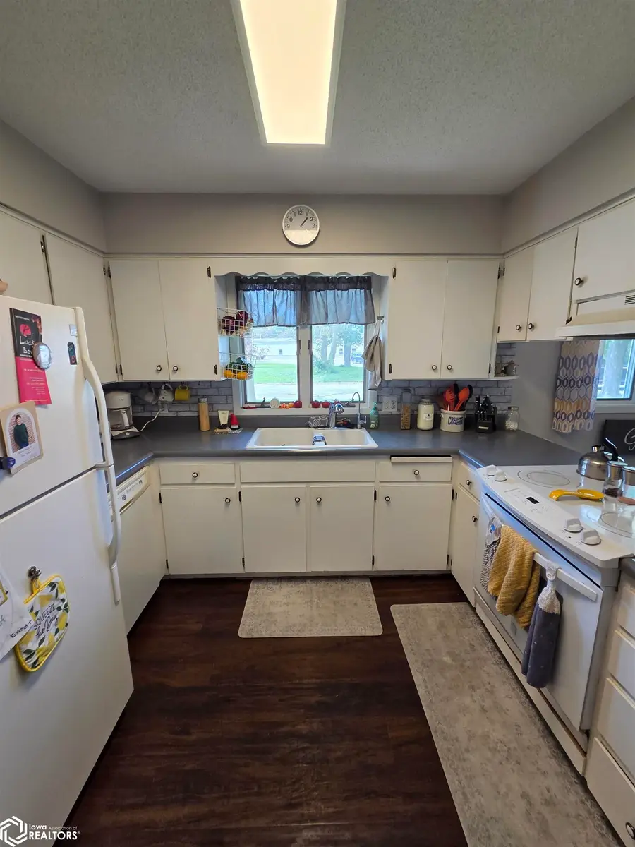 420 N Heckart, Algona, IA 50511 - #3