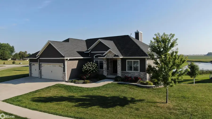 305 White Fox Drive, Clarion, IA 50525 - #3