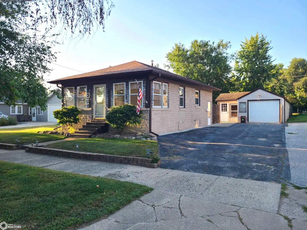 311 18th Street Se, Mason City, IA 50401 - #1