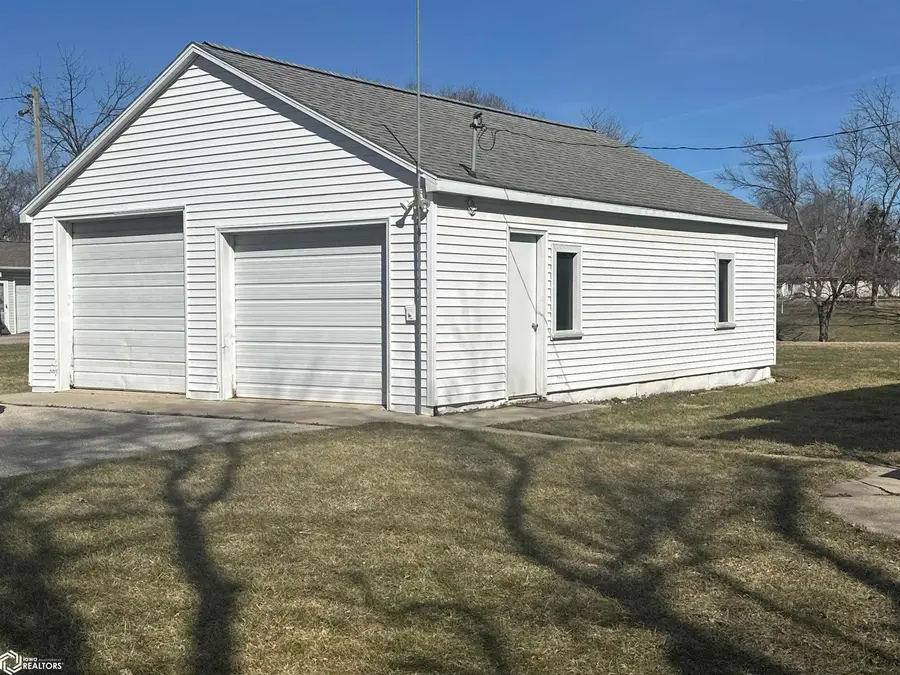 1316 Siloam, Iowa Falls, IA 50126 - #3