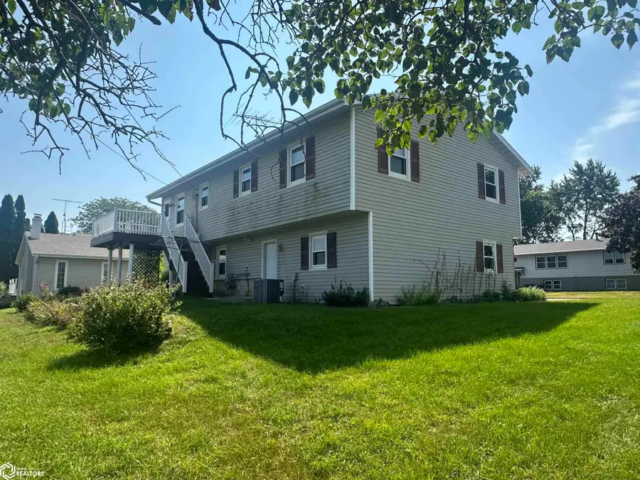 2406 Sunset Drive, Iowa Falls, IA 50126 - #2