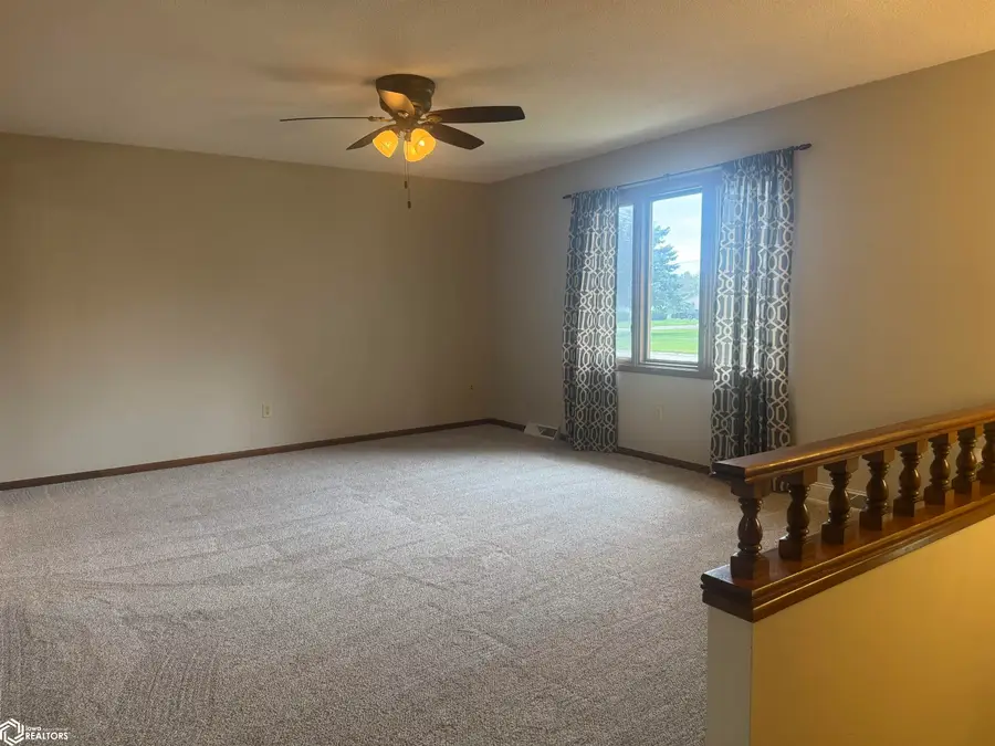 405 8th Street N, Humboldt, IA 50548 - #3