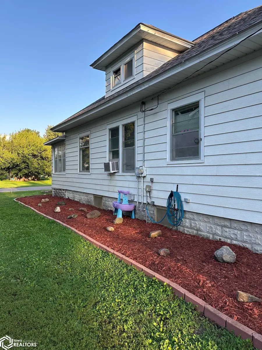 222 N Water Street, Goldfield, IA 50542 - #3