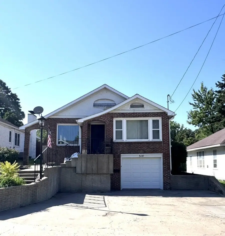514 W Maple Street, Centerville, IA 52544 - #2