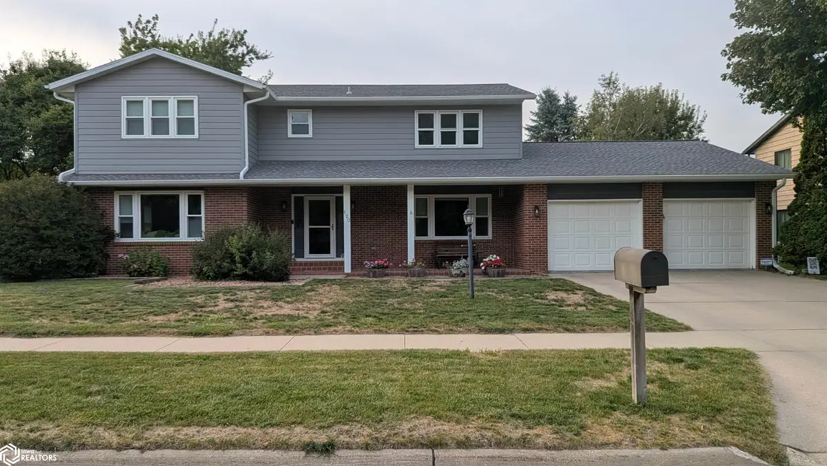 120 Woodbine, Mason City, IA 50401 - #1