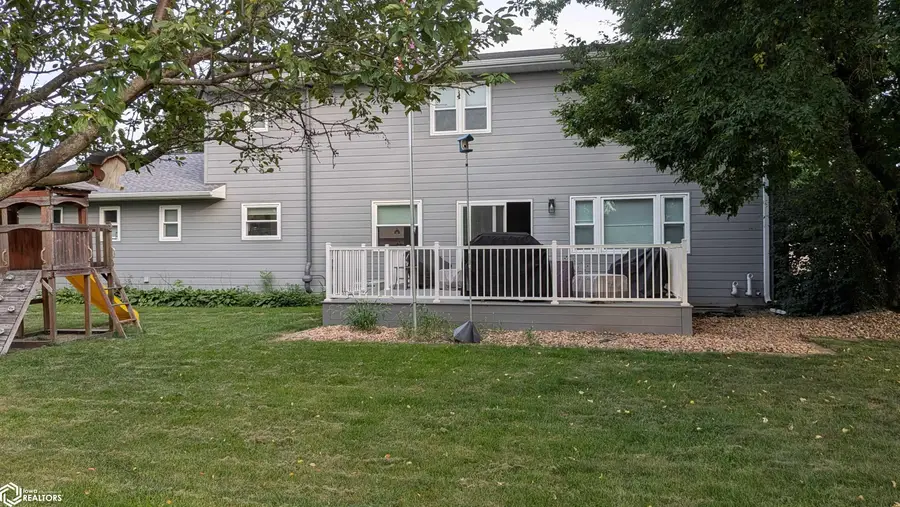 120 Woodbine, Mason City, IA 50401 - #2