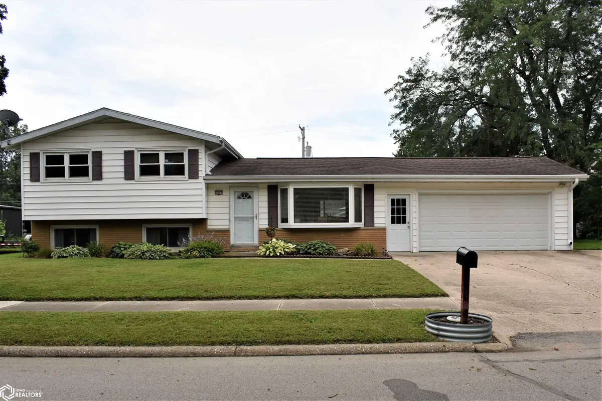 2407 Linden Avenue, Iowa Falls, IA 50126 - #1