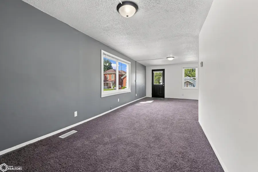 1320 Osborn Street, Burlington, IA 52601 - #3