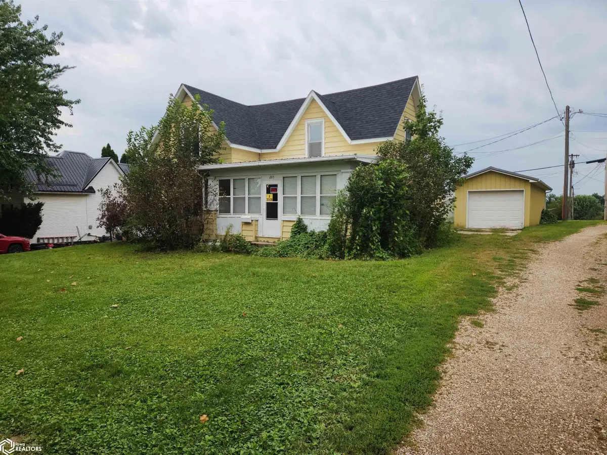 205 E State Street, Toledo, IA 52342 - #1
