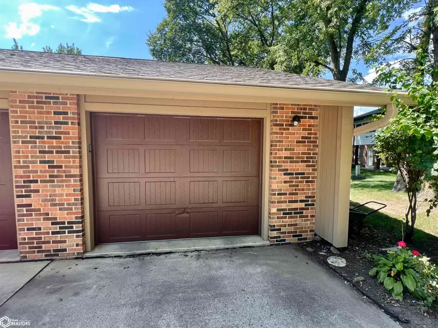 220 S Cardinal Drive #3, Clarinda, IA 51632 - #3