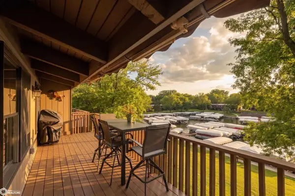 2700 N Shore Drive #M27A, Clear Lake, IA 50428