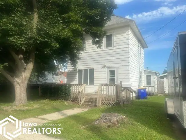 166 1st Street Ne, Britt, IA 50423 - #1