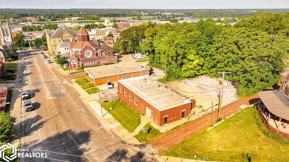 333 N Court Street, Ottumwa, IA 52501 - #1