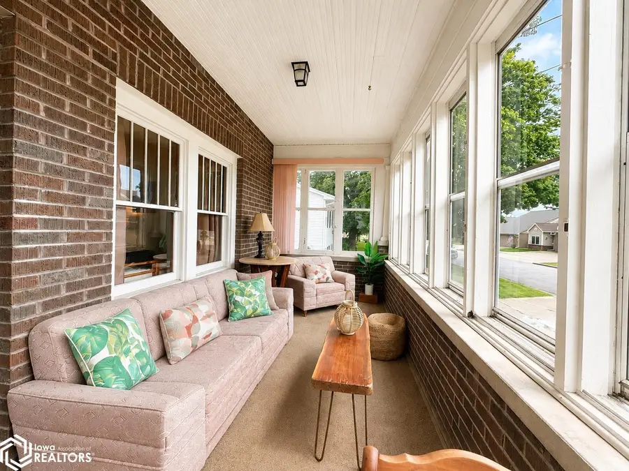 804 3rd Avenue, Clear Lake, IA 50428 - #3