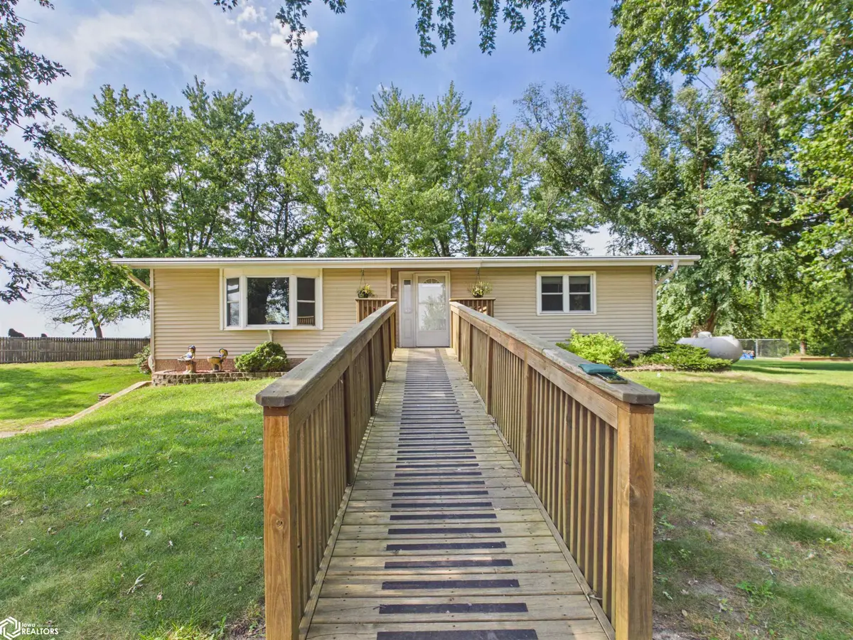 18635 Us Highway 63, Eddyville, IA 52553 - #1