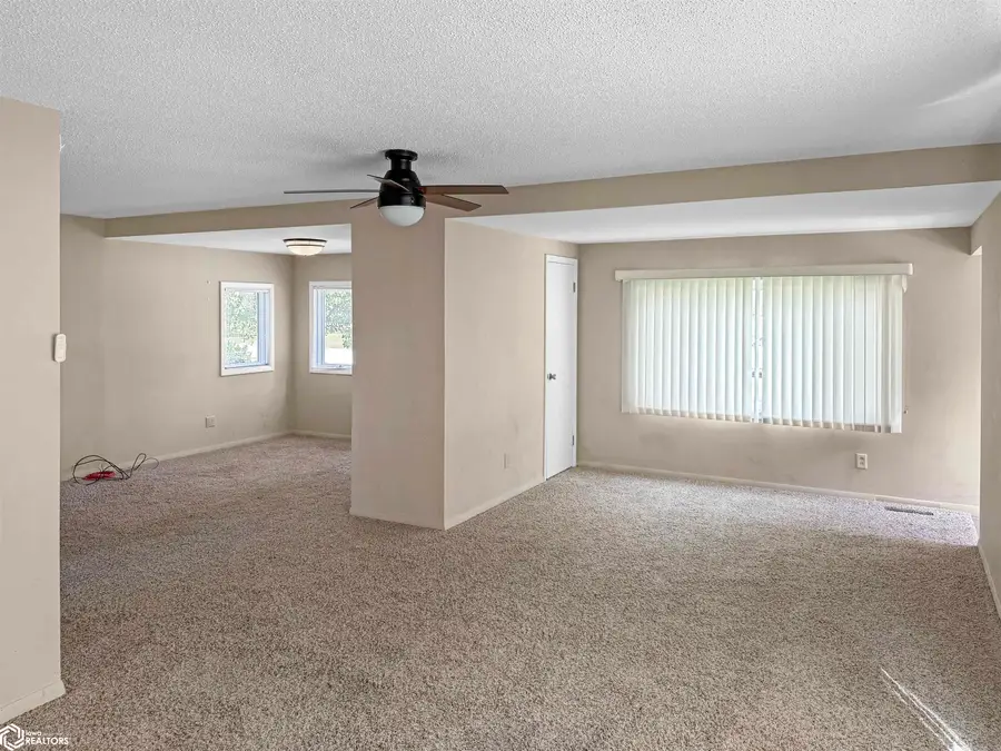 608 Douglas Avenue, Ackley, IA 50601 - #3