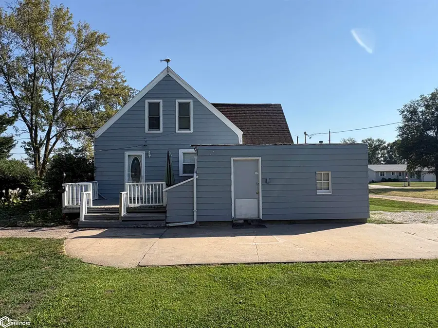 409 W Cherry Street, Salem, IA 52649 - #2