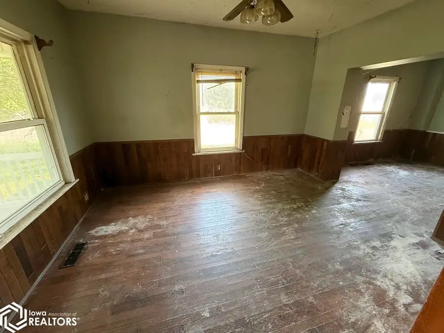 627 Exchange Street, Keokuk, IA 52632 - #3