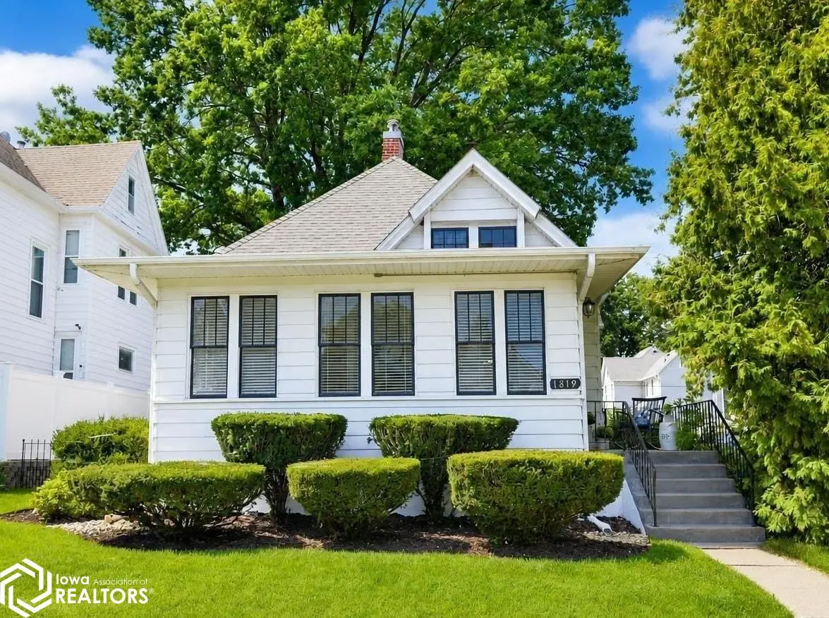 1819 Orchard Street, Burlington, IA 52601 - #1