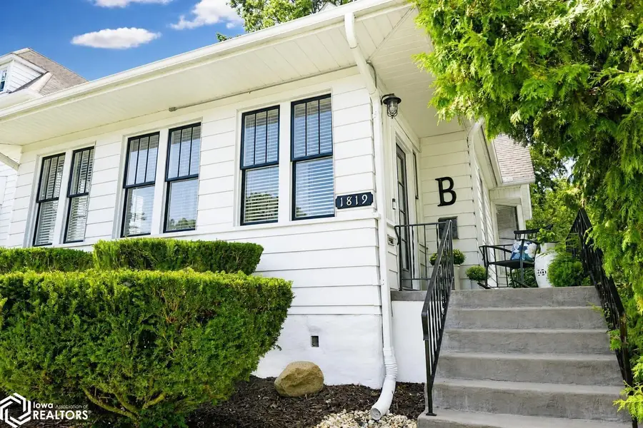 1819 Orchard Street, Burlington, IA 52601 - #3