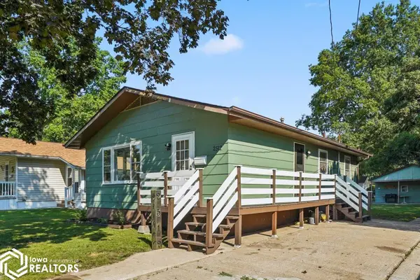 2512 Kirkwood Street, Burlington, IA 52601